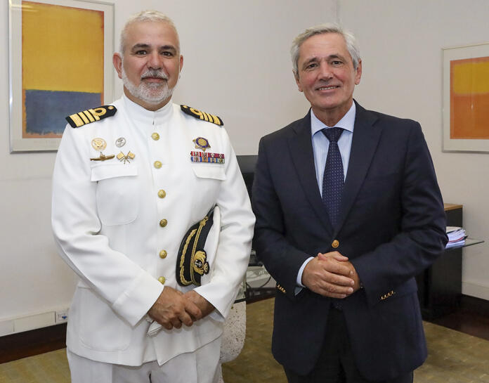 Comandante da Zona Marítima da Madeira apresenta cumprimentos ao Secretário da Economia