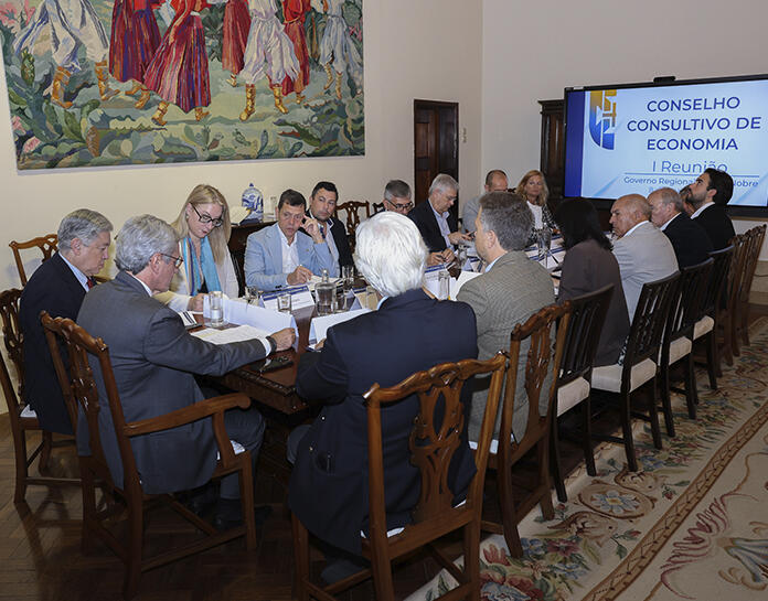 “Ouvir para decidir”: José Manuel Rodrigues defende coordenação estratégica perante desafios da economia regional