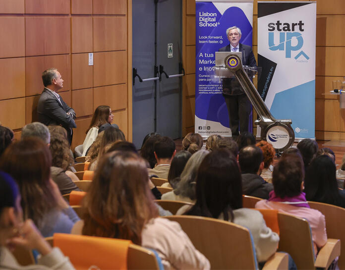 Secretário Regional da Economia salienta importância do Marketing Digital e da IA para a competitividade económica