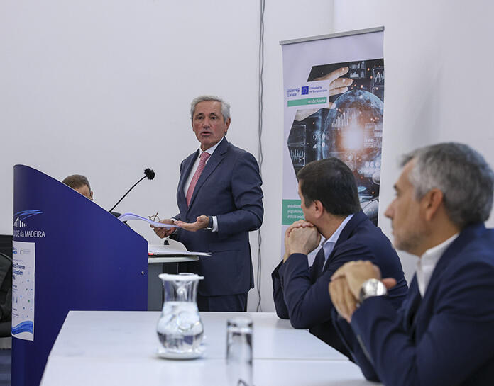 Financiamento da inteligência artificial deve chegar às PME, defende o Secretário Regional da Economia