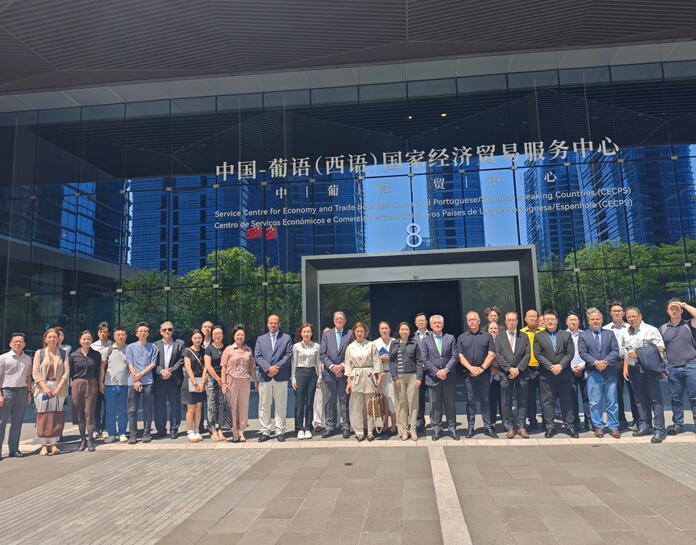 UMa destaca projeção internacional na missão empresarial da Madeira à China