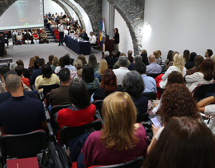 «Apostar na qualidade das aprendizagens, na valorização dos profissionais da educação»