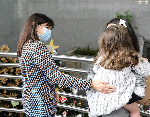 Mais de 30 instituições levaram a magia do Natal ao Caniço Shopping